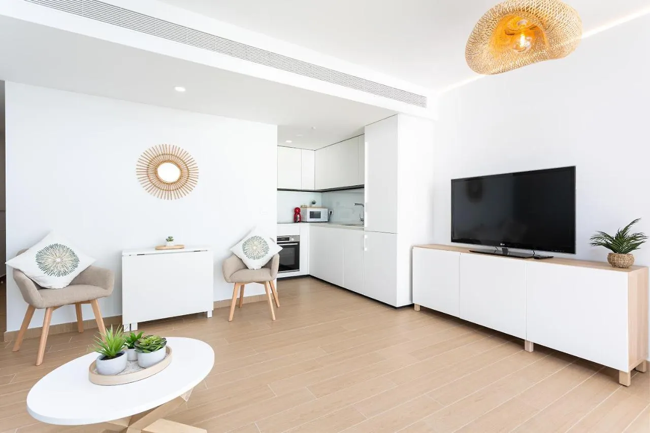 Lägenhet Ensuite Sea & Pool Views With Private Parking Fuengirola Spanien